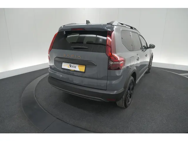 Dacia Jogger TCe 110 Extreme 2025 Benzine 64