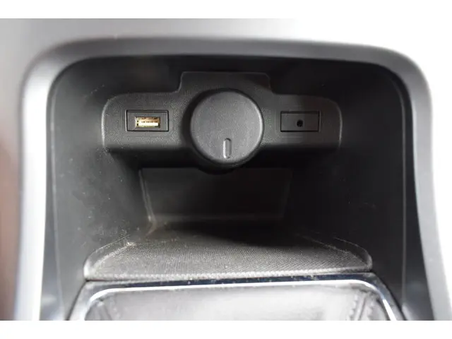 Opel Astra Sports Tourer 1.4 Turbo Blitz 2015 Benzine 16