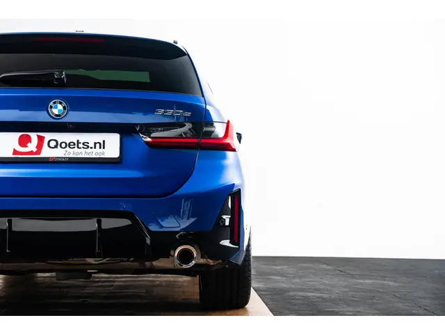 BMW 3 Serie Touring 330e 2025 Hybride Benzine 43