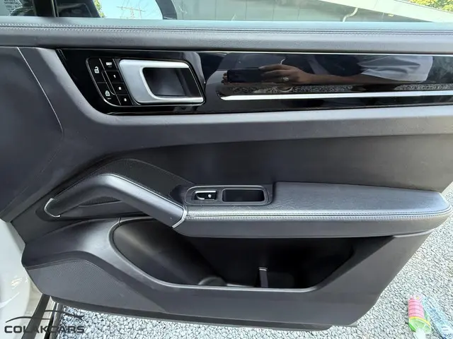 Porsche Cayenne Coupé 3.0 E-Hybrid 2021 Hybride Benzine 57