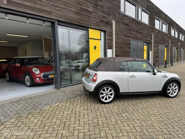 MINI Cooper Cabrio 1.6 Chili 2013 Benzine 7