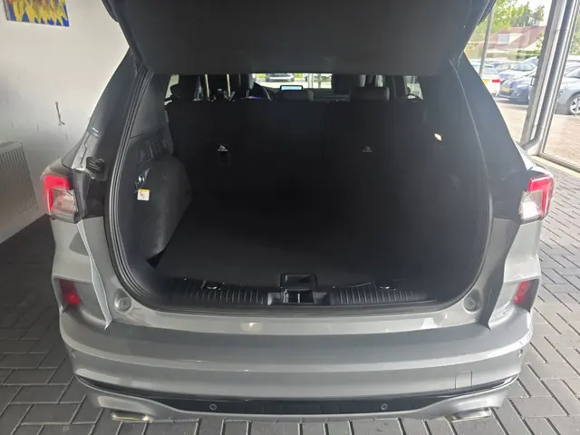 Ford Kuga 1.5 EcoBoost ST-Line 2023 Benzine 18