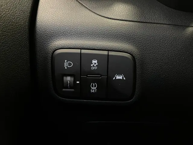 Hyundai i10 1.0 Comfort 2023 Benzine 26