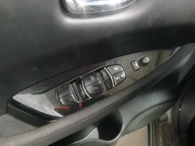 Nissan Leaf Acenta 30 kWh - Schade 2016 Elektrisch 12