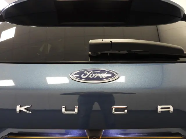 Ford Kuga 2.5 PHEV Plug-In Titanium 2021 Hybride Benzine 37