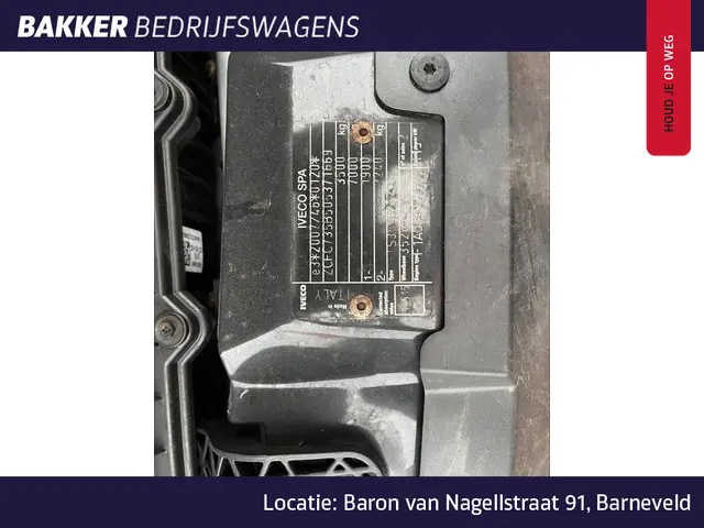 Iveco Daily 35S16V 2.3 35 L2 H2 2020 Diesel 17