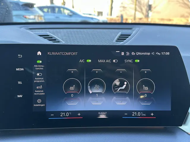 BMW iX1 xDrive30 67 kWh 2023 Elektrisch 34