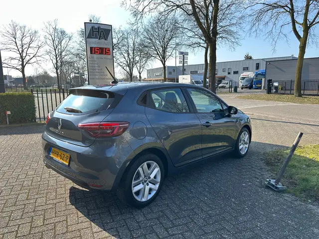 Renault Clio 1.0 TCe Intens 2022 Benzine 5