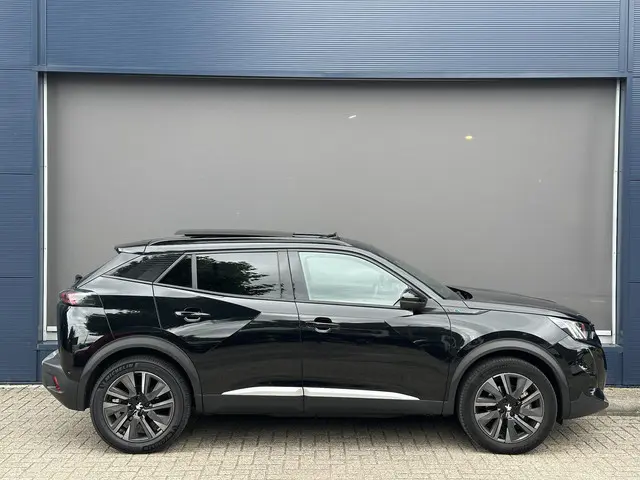 Peugeot e-2008 EV GT Pack 136 PK 2022 Elektrisch 9