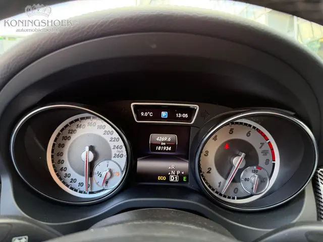 Mercedes-Benz GLA 200 Ambition Automaat 2014 Benzine 12