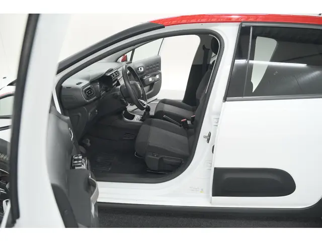 Citroën C3 PureTech 82 Feel Edition 2020 Benzine 25