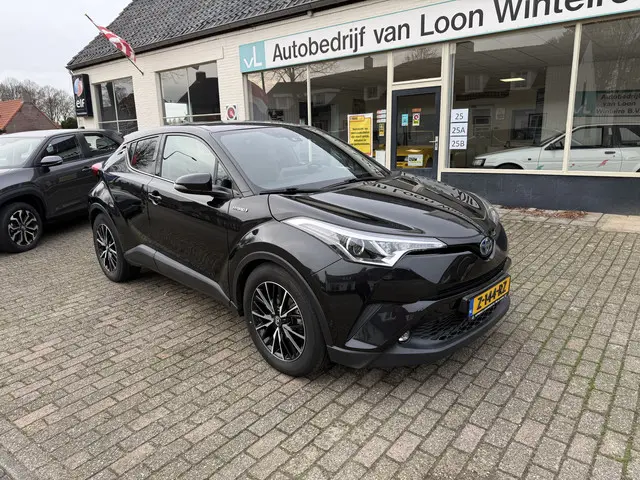 Toyota C-HR 1.8 Hybrid Bi-tone 2018 Hybride Benzine 2