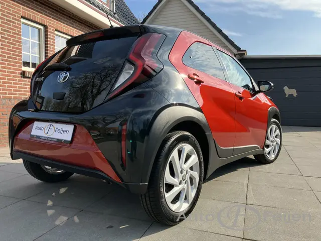 Toyota Aygo X CABRIO VVT-I ENVY 2022 Benzine 11