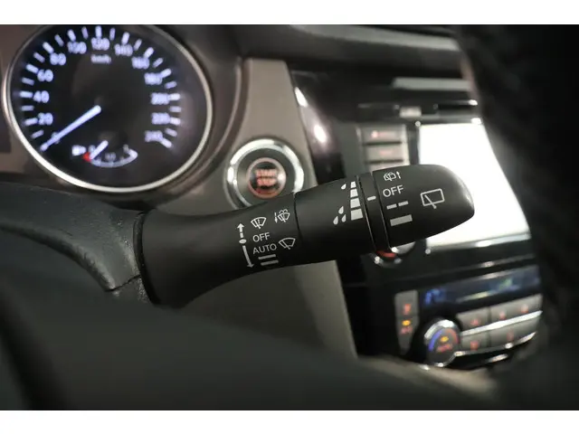 Nissan QASHQAI 1.3 DIG-T N-Tec 2020 Benzine 32