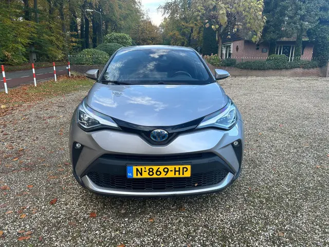 Toyota C-HR 1.8 Hybrid Style 2021 Hybride Benzine 8