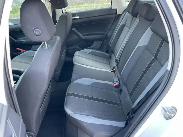 Volkswagen Polo 1.0 TSI Highline 2019 Benzine 15