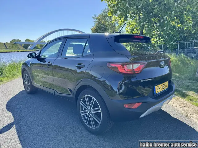 Kia Stonic 1.2 MPi Navigator |Camera|Carplay|PDC 2018 Benzine 4