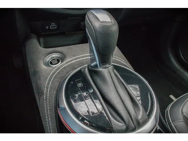 Nissan Juke 1.0 DIG-T N-Design 2022 Benzine 8