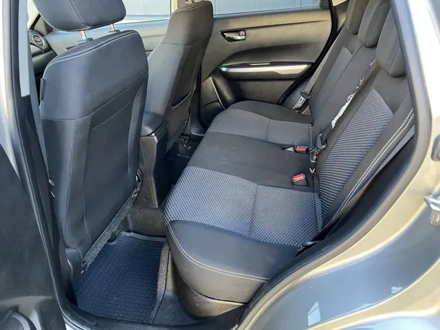Suzuki Vitara 1.0 B.jet Select 2019 Benzine 14