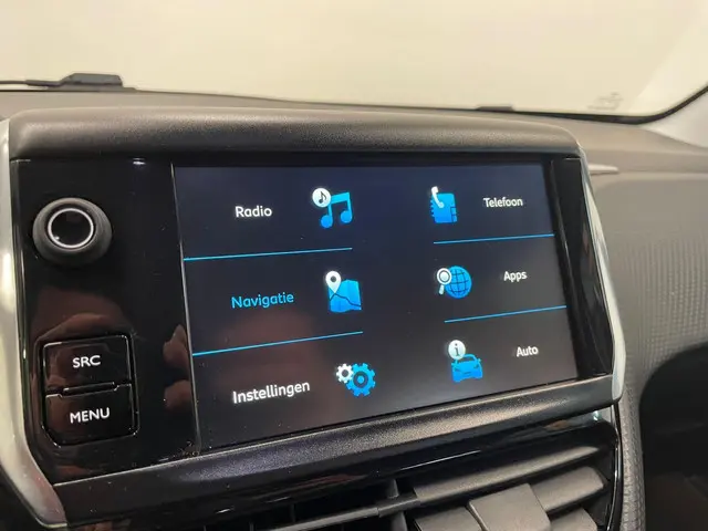 Peugeot 2008 1.2 PureTech Allure 2019 Benzine 25