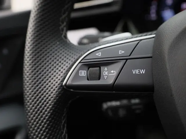 Audi A3 Sportback 35 TFSI/150PK S Line 2025 Benzine 23