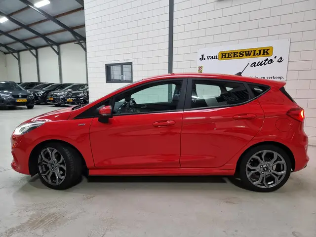 Ford Fiesta 1.0 EcoBoost Hybrid ST-Line X 2020 Benzine 6