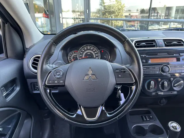 Mitsubishi Space Star 1.2 Connect Pro 2019 Benzine 22