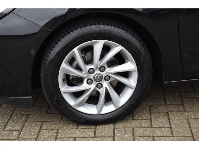 Opel Astra Sports Tourer 1.2 Elegance 2020 Benzine 6