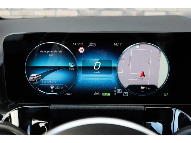 Mercedes-Benz GLA 250 e Style 2022 Hybride Benzine 5