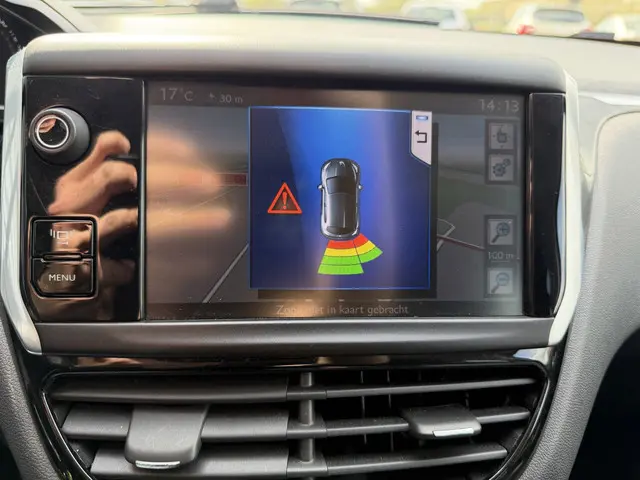 Peugeot 208 1.2 VTi Blue Lease 2012 Benzine 15