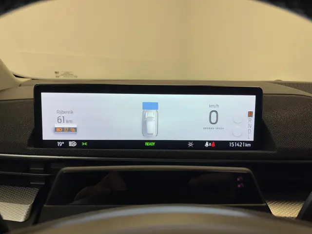 Ford Mustang Mach-E RWD 75 kWh 2021 Elektrisch 39