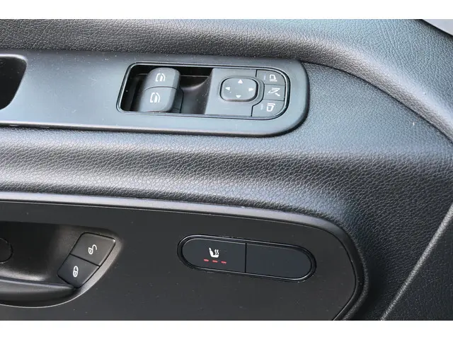 Mercedes-Benz Sprinter 317 CDI L2H2 Pro 2024 Diesel 18