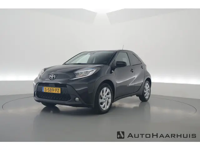 Toyota Aygo X 1.0 VVT-i MT first 2023 Benzine
