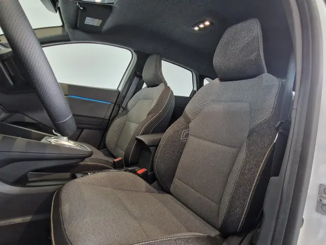 Renault Captur 1.3 mild hybrid 160 techno 2025 Benzine 7