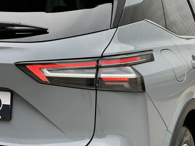 Nissan QASHQAI 1.3 MHEV Xtronic N-Connecta 2025 Benzine 13