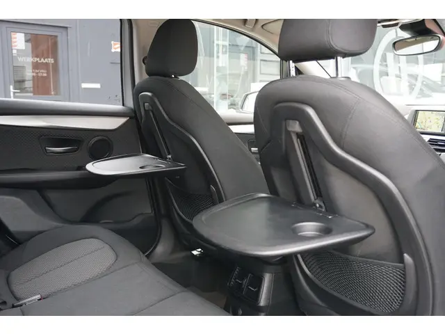 BMW 2 Serie Active Tourer 220i Sport 2015 Benzine 8