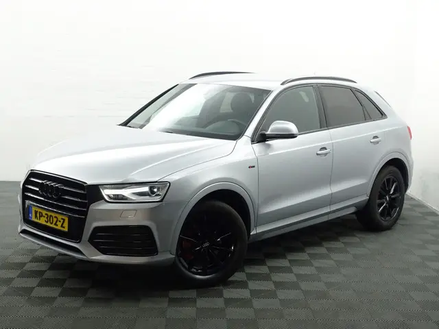 Audi Q3 1.4 TFSI S line Black Optic Aut- 2017 Benzine 4