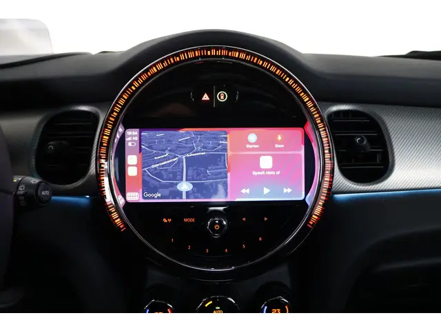 MINI Electric Cooper MINI Yours 33 kWh 2023 Elektrisch 26