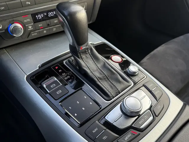 Audi A6 Avant 4.0 TFSI S6 2014 Benzine 23