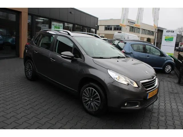 Peugeot 2008 1.2 PureTech Active automaat 2014 Benzine 4