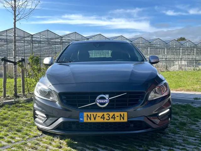 Volvo V60 3