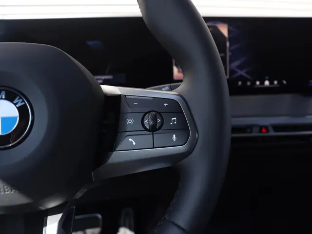 BMW iX xDrive45 2025 Elektrisch 19