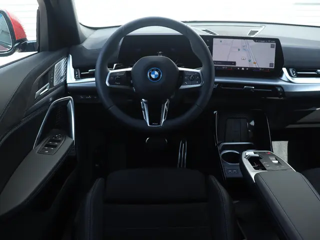 BMW iX2 eDrive20 2025 Elektrisch 8