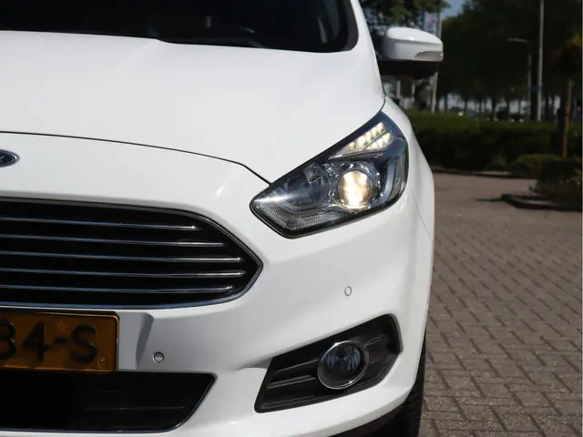 Ford S-Max 1.5 Titanium 2016 Benzine 20