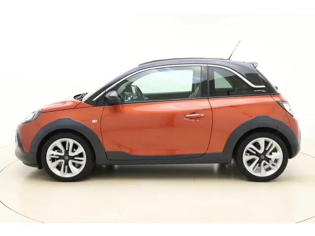Opel ADAM 1.0 Turbo 90pk Rocks 2016 Benzine 4