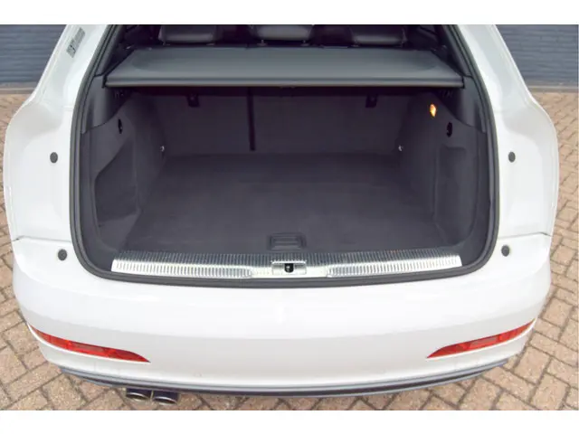 Audi Q3 1.4 TFSI Sport Edition 2014 Benzine 37