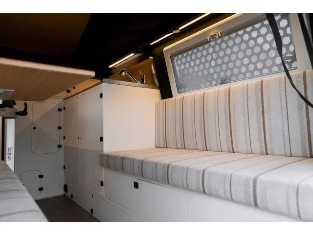 Toyota Land Cruiser 4.0 V6 Tembo Camper 2022 Benzine 52