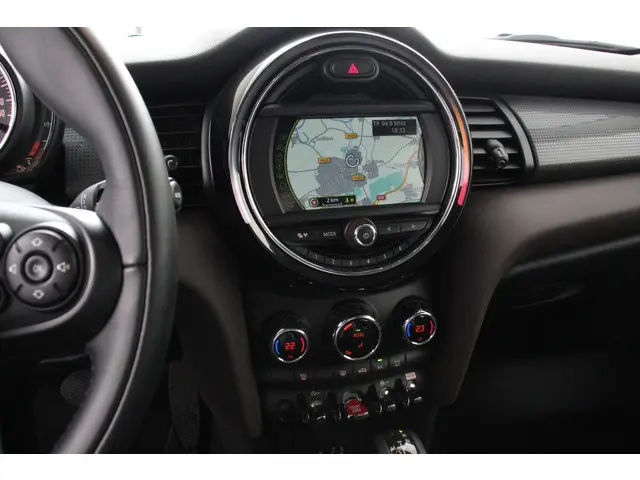 MINI Cooper 1.5 Automaat 5 drs 2018 Benzine 11