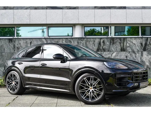 Porsche Cayenne 2
