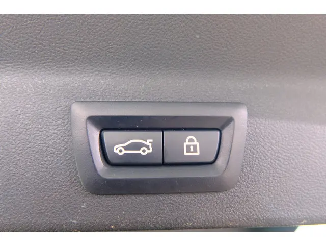 BMW iX3 M-Sport High Executive 80 kWh 2022 Elektrisch 44